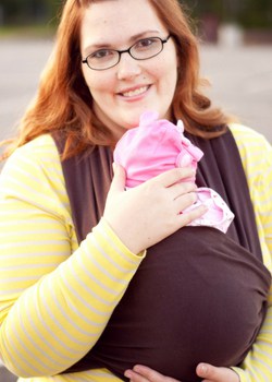 Moby Wrap Plus Size Babywearing mamma