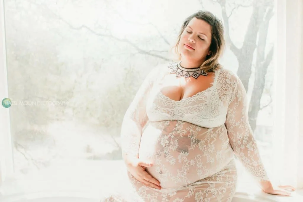 Plus Size Maternity Photos Articles