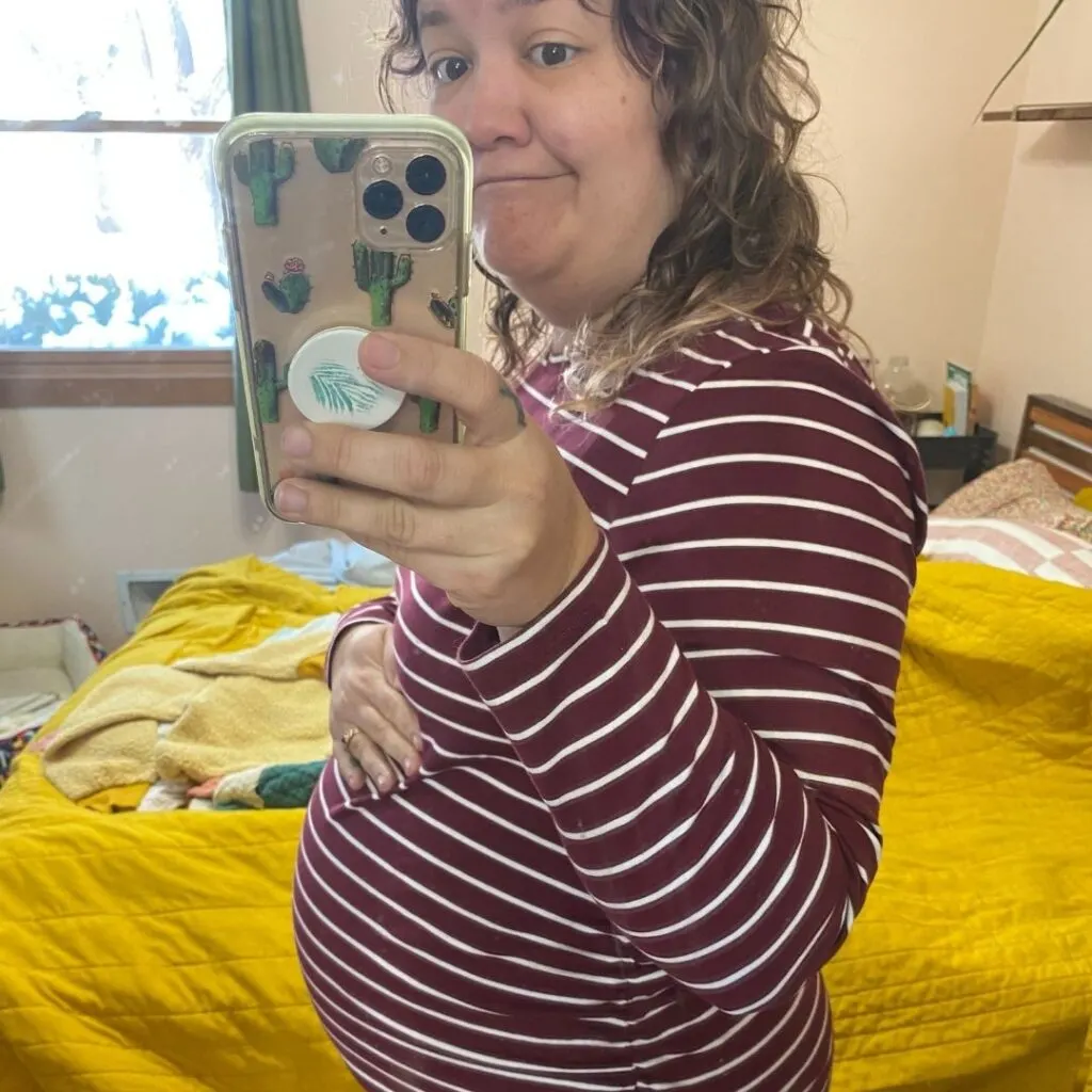 12 weeks plus size pregnant