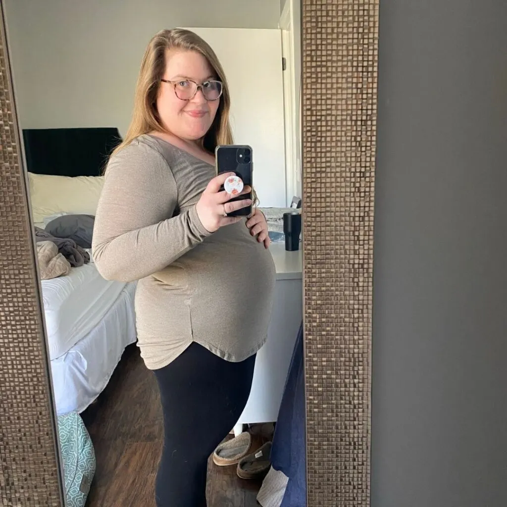 You're too small for 33 weeks!': Mum responds to 'tiny' baby bump shaming