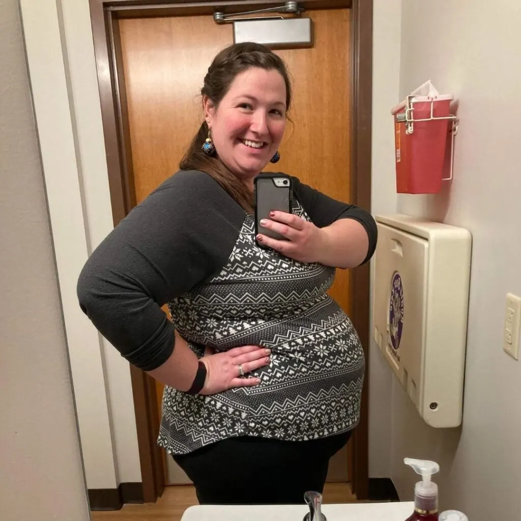22 weeks pregnancy plus size