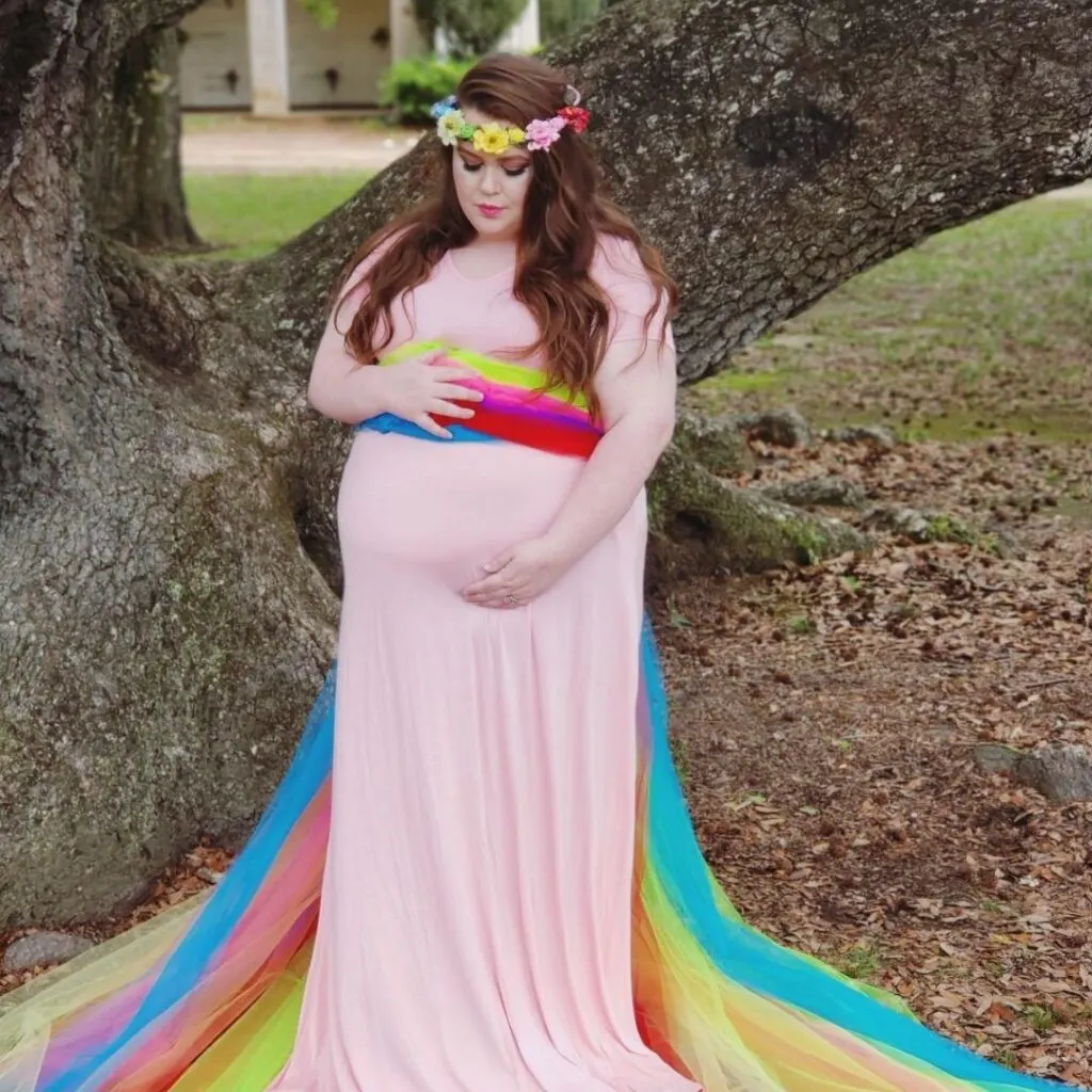 34 weeks pregnant plus size
