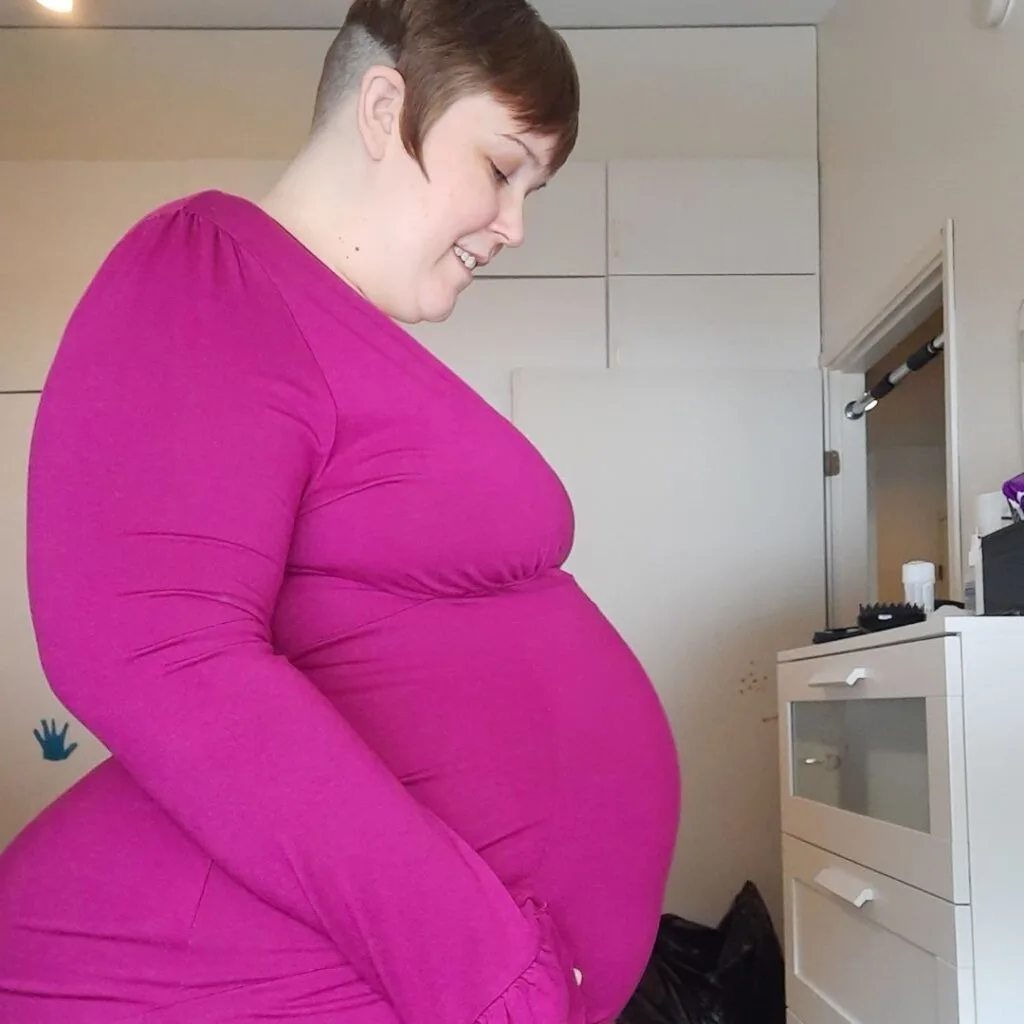 35 weeks pregnant plus size