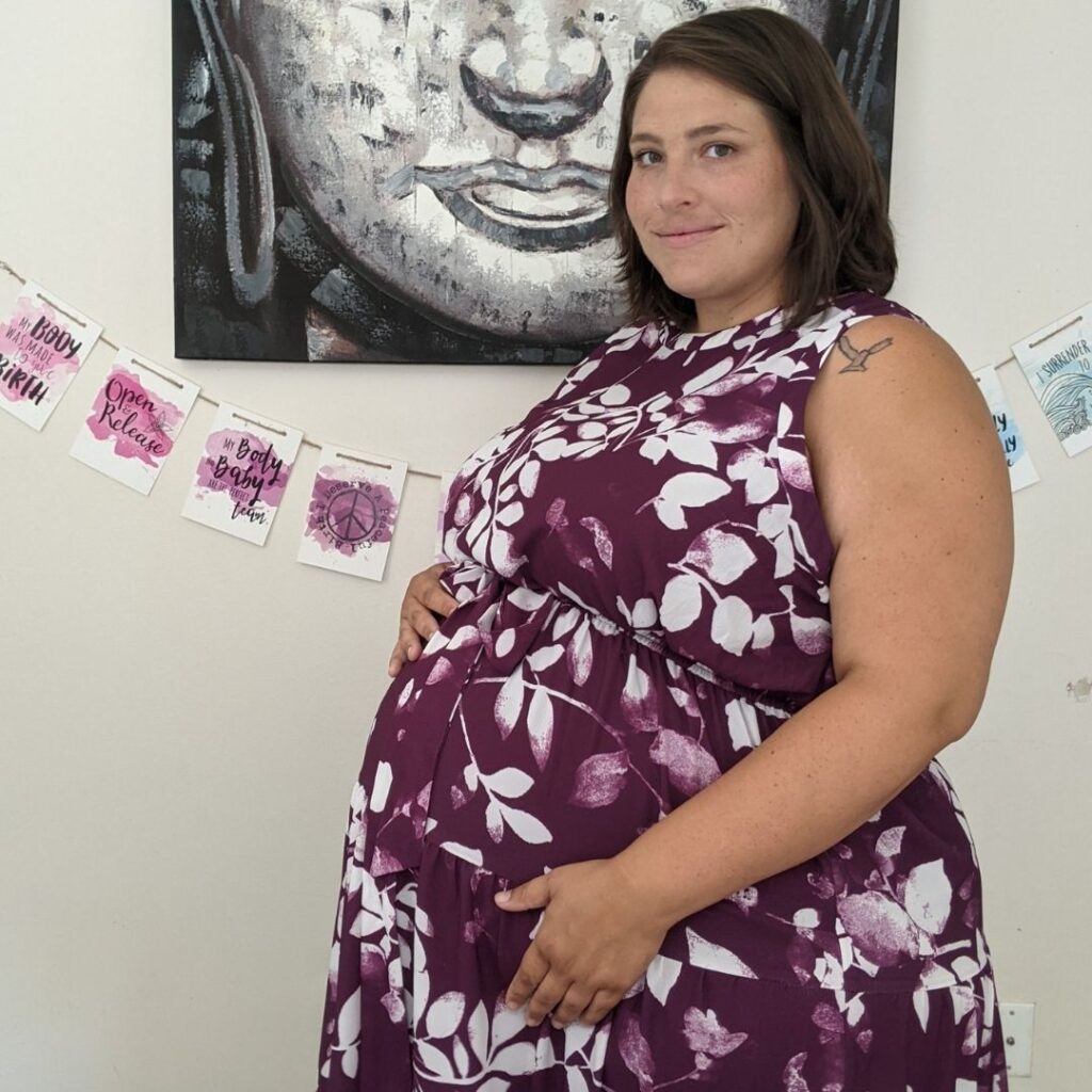 40 weeks plus size pregnant