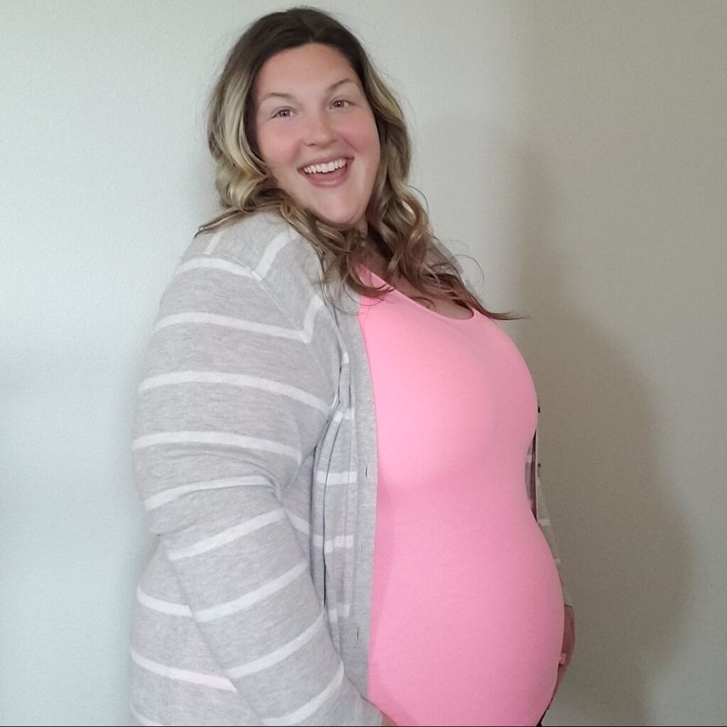 plus size pregnancy at 34 weeks